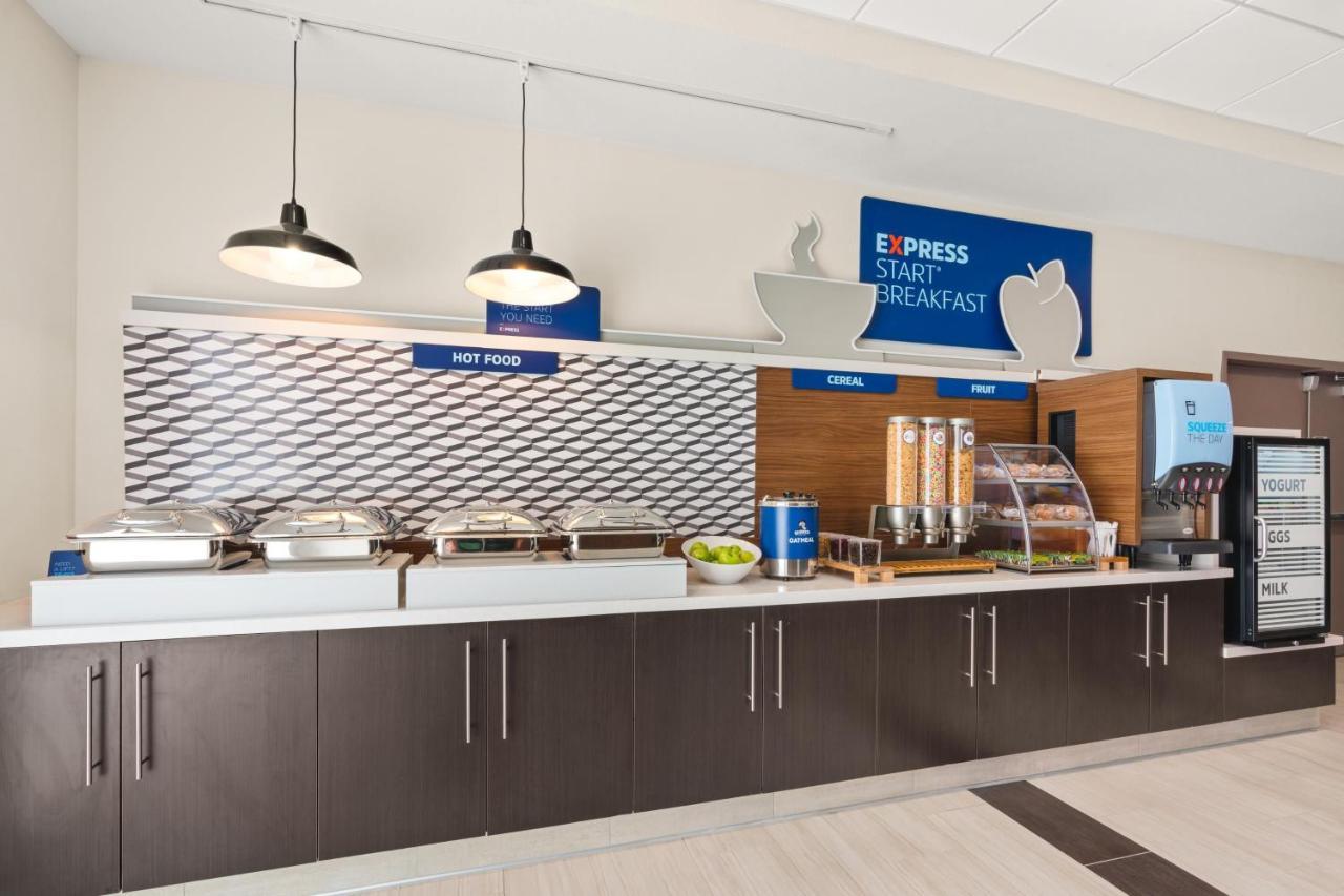 Holiday Inn Express Hotel & Suites Willows By Ihg Luaran gambar